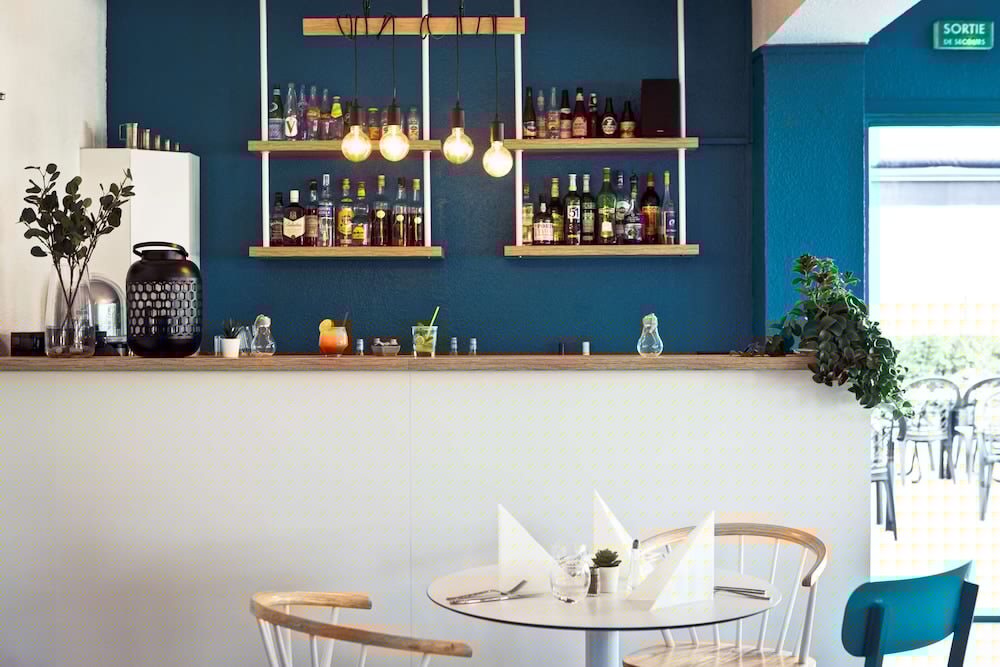restaurant cafeteria