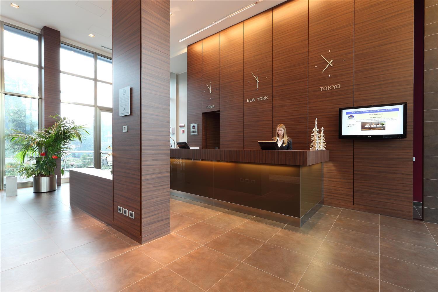 lobby