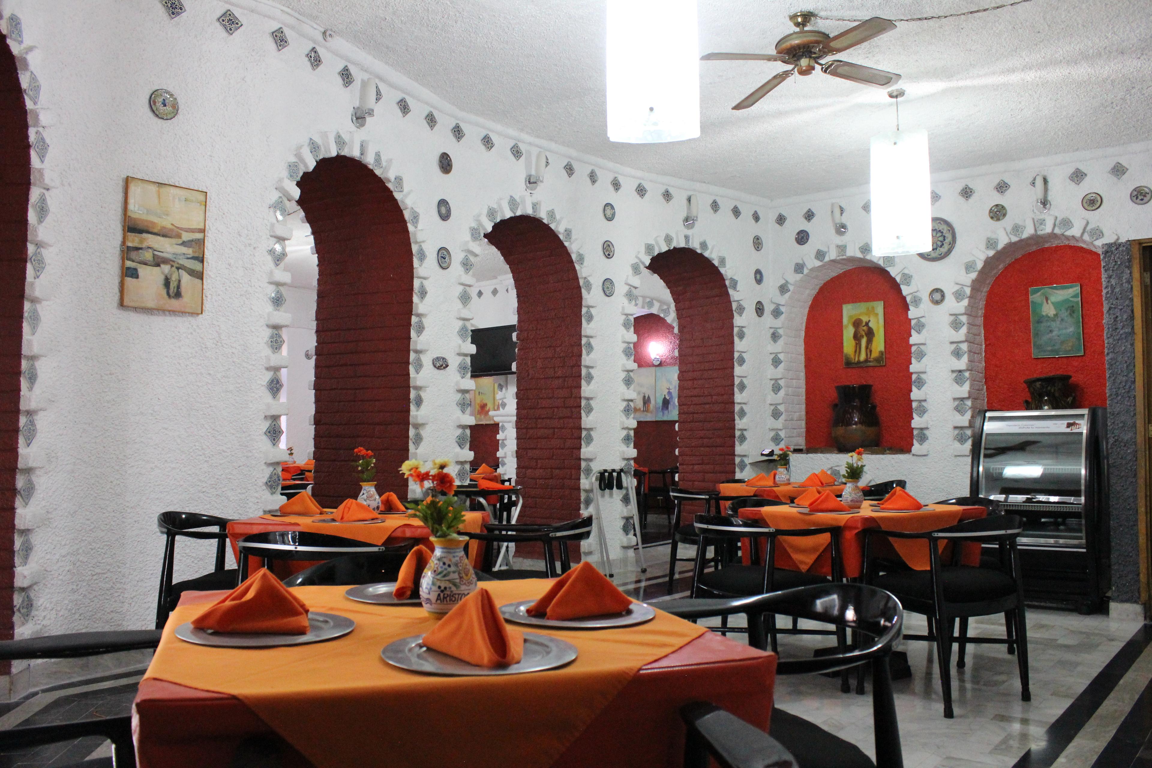 restaurant cafeteria