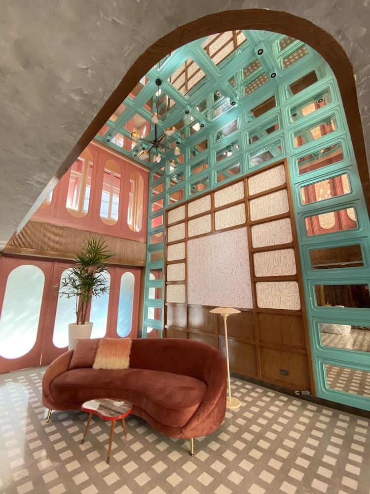 hotel