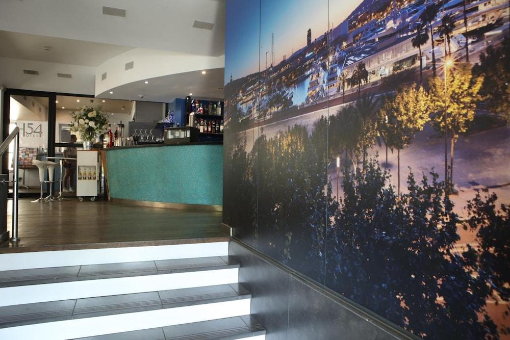 lobby