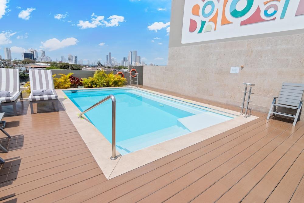 swimming pool spa