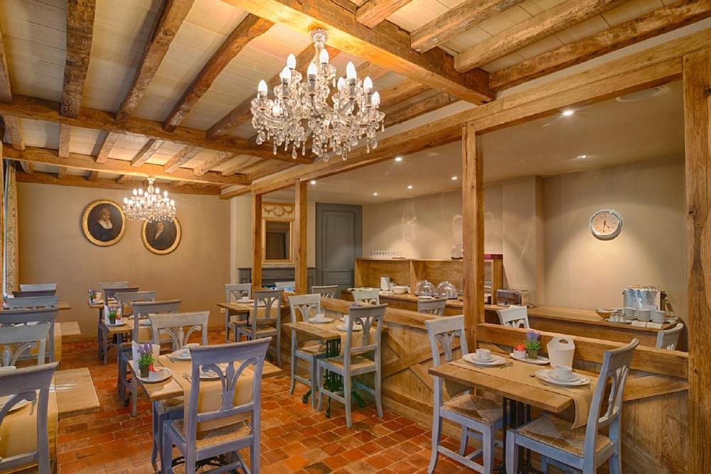 restaurant-cafeteria