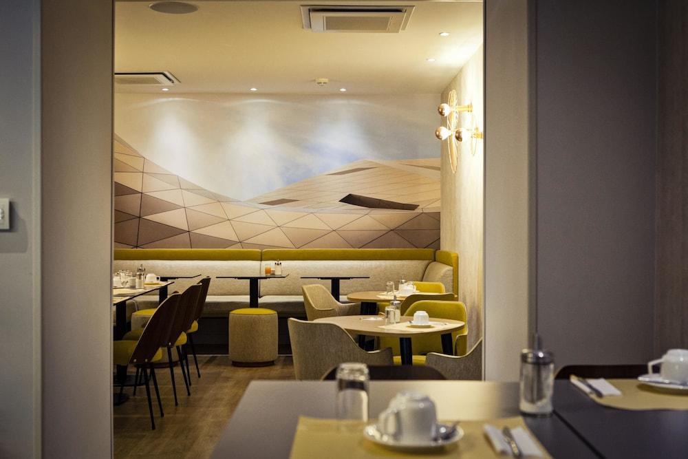 restaurant-cafeteria