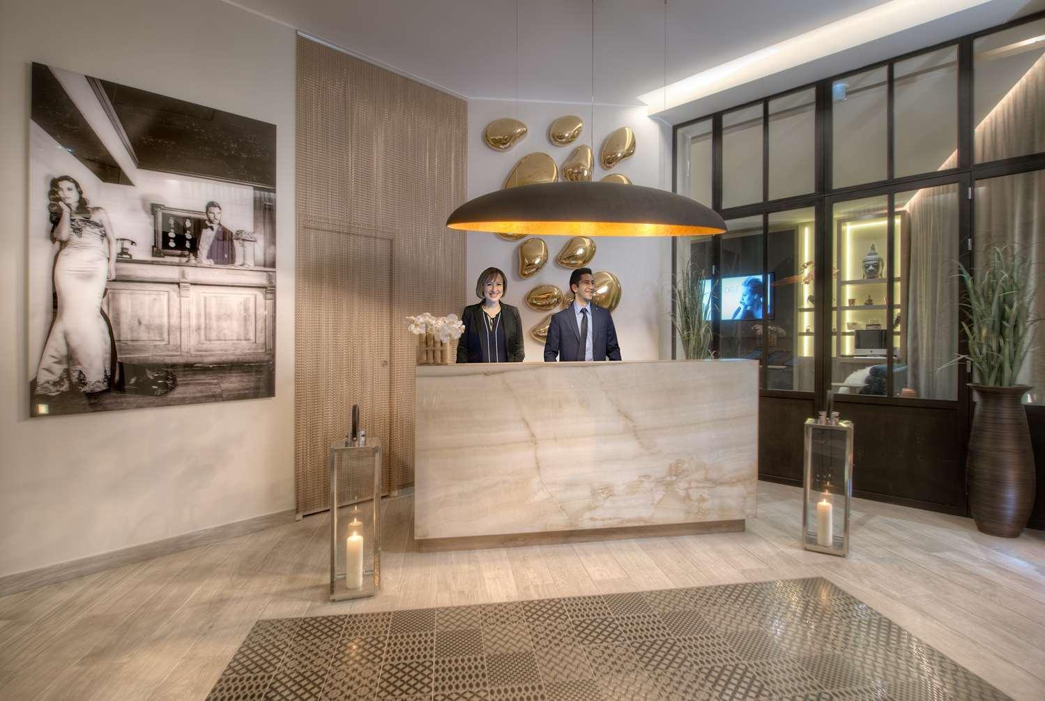 lobby