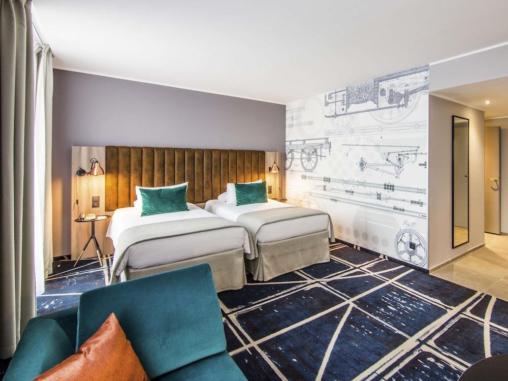rooms