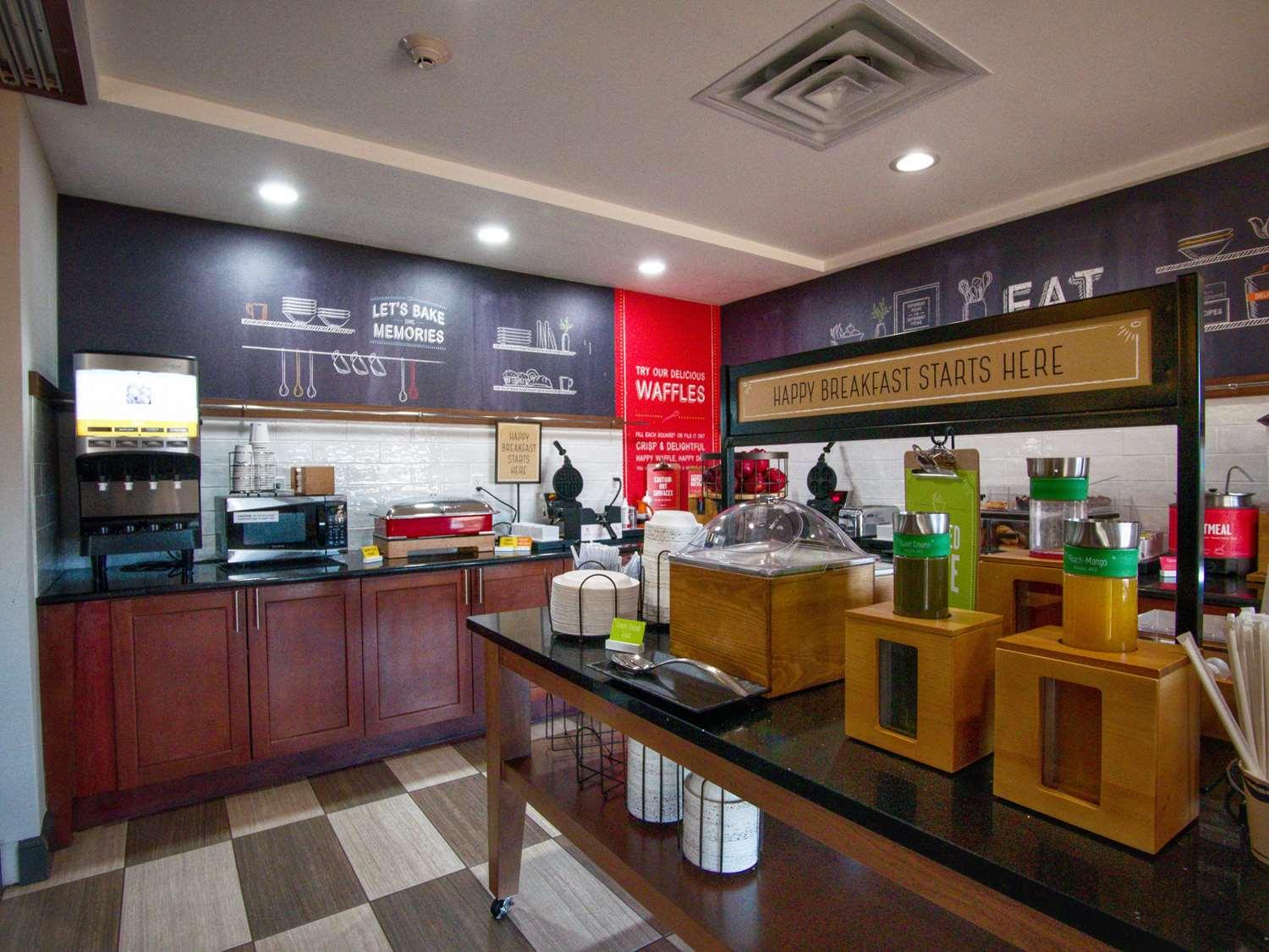 restaurant cafeteria