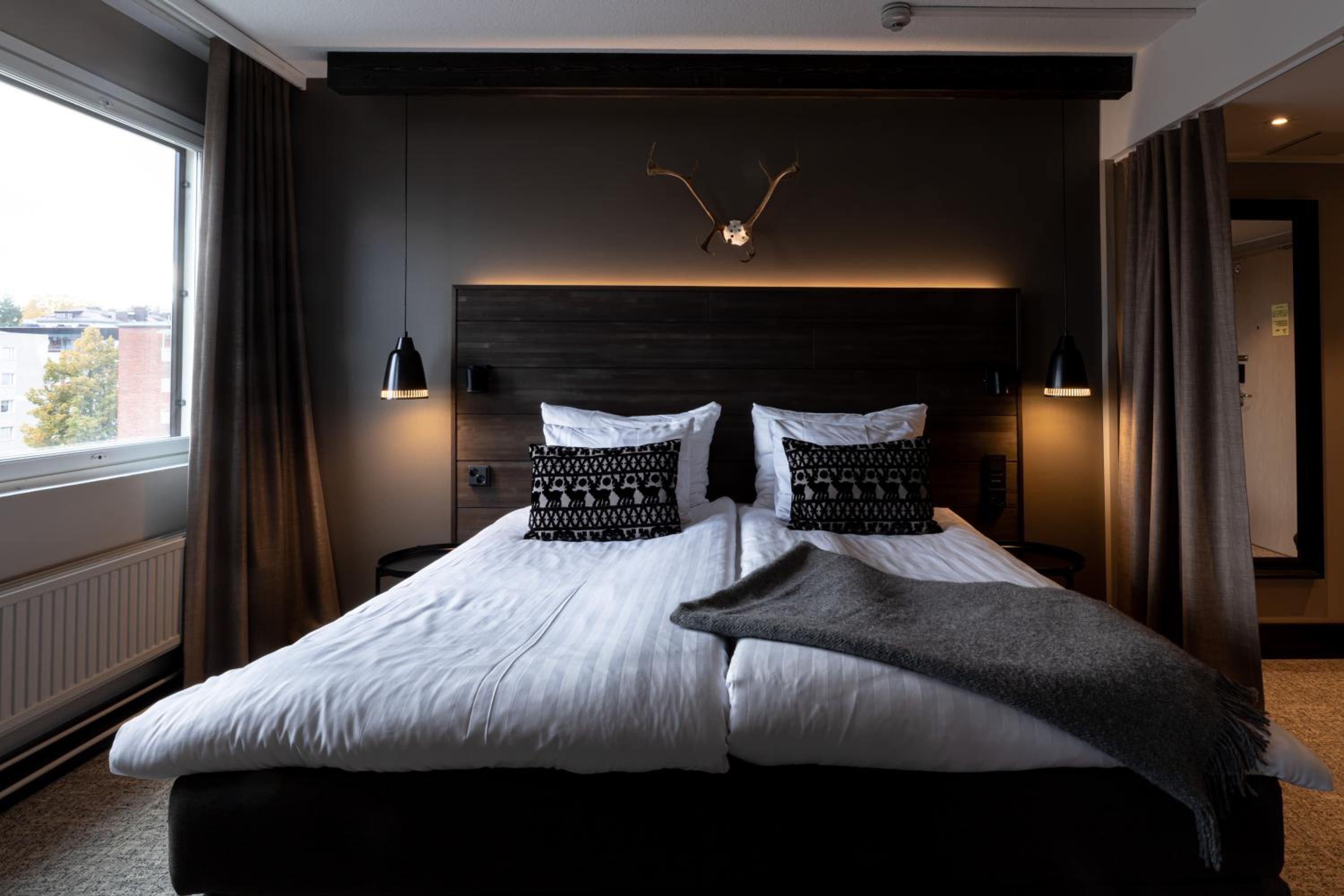 rooms