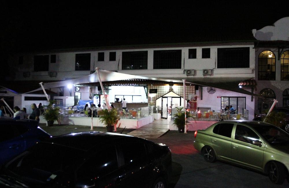 hotel