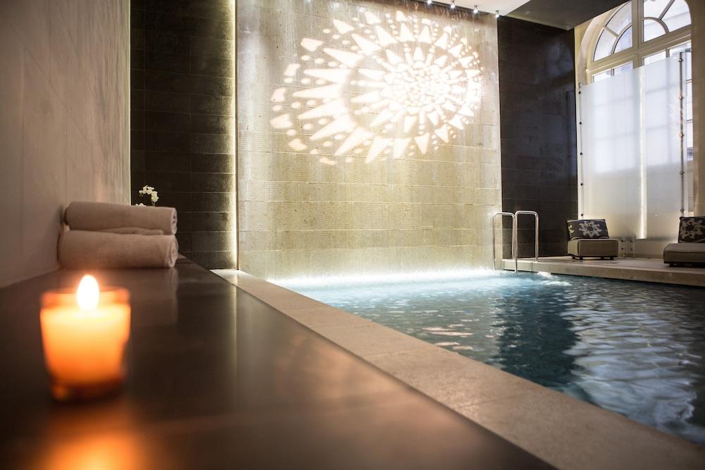swimming pool spa