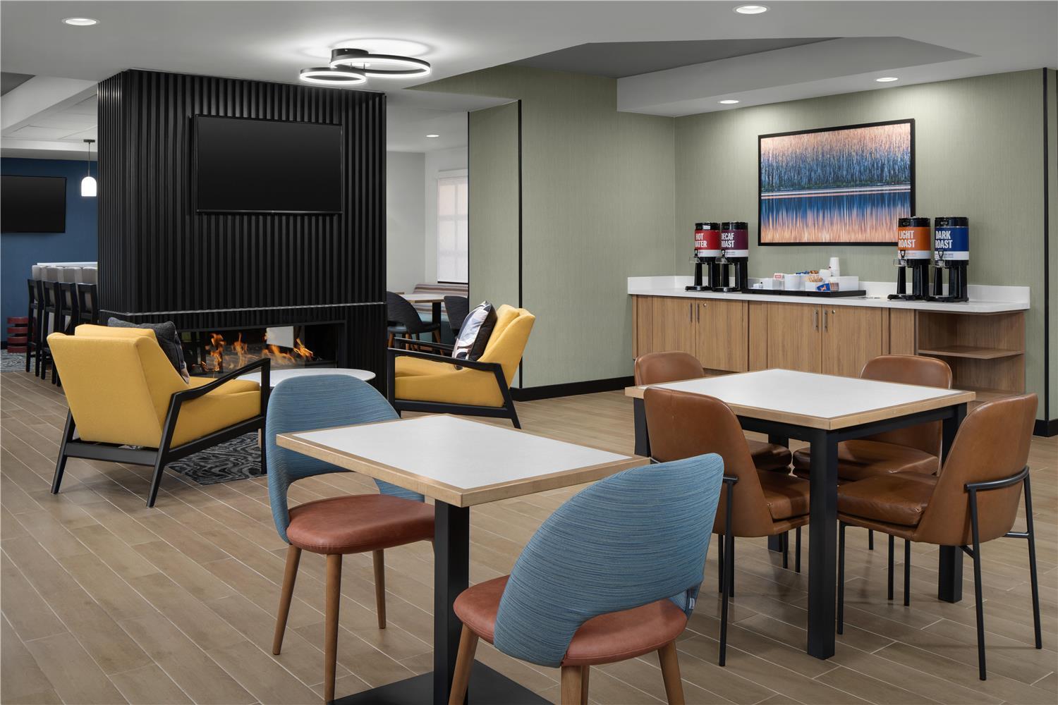 restaurant cafeteria