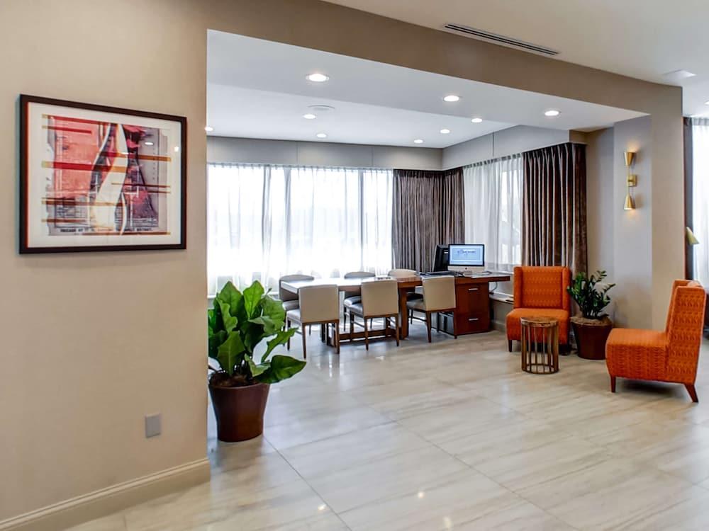 lobby