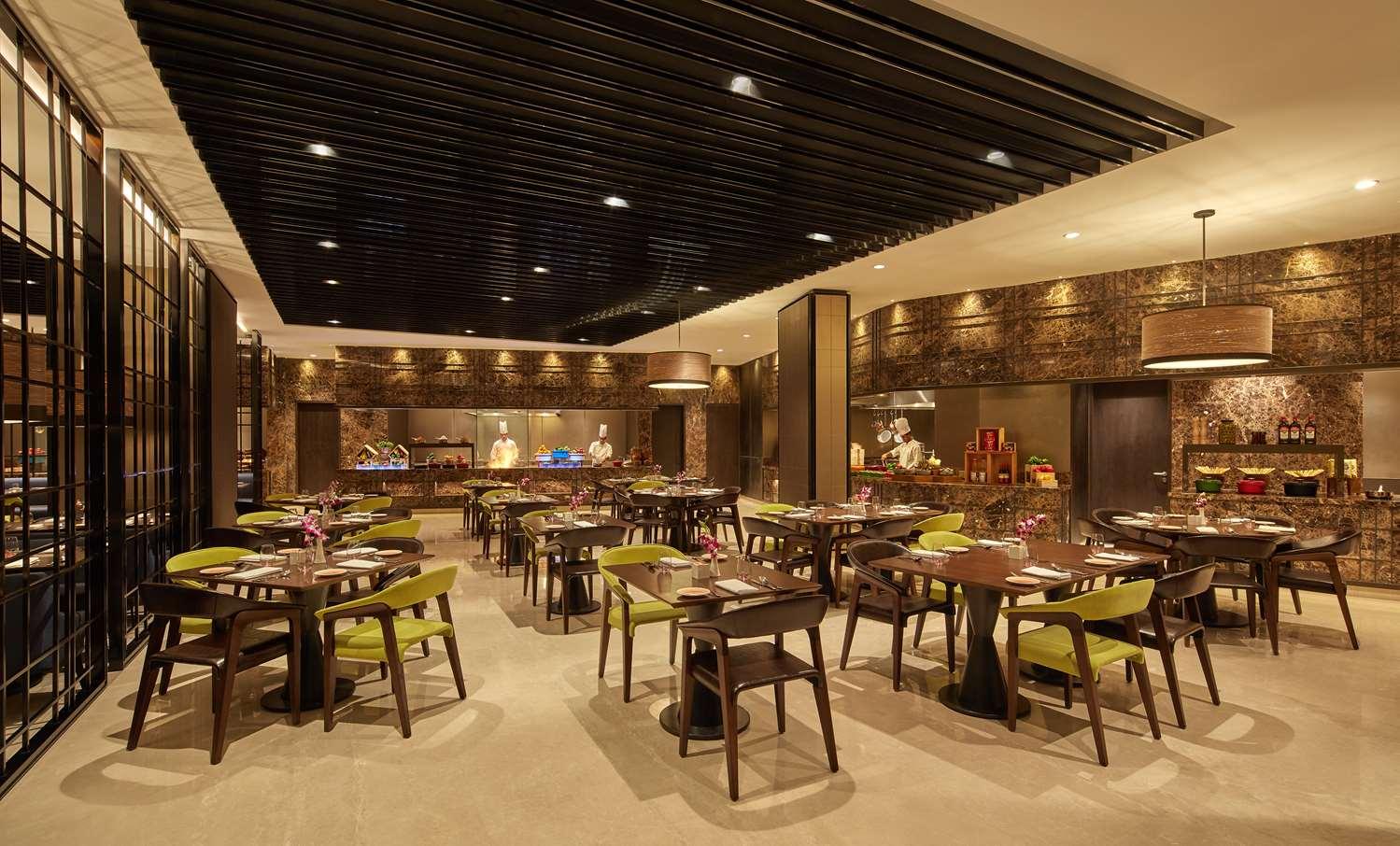 restaurant cafeteria