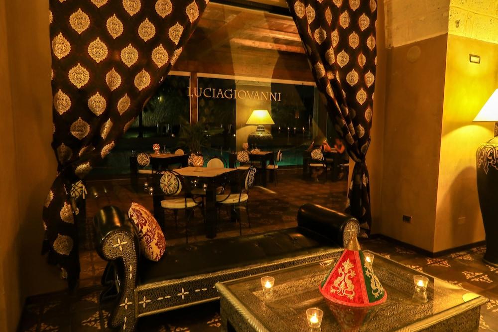 lobby