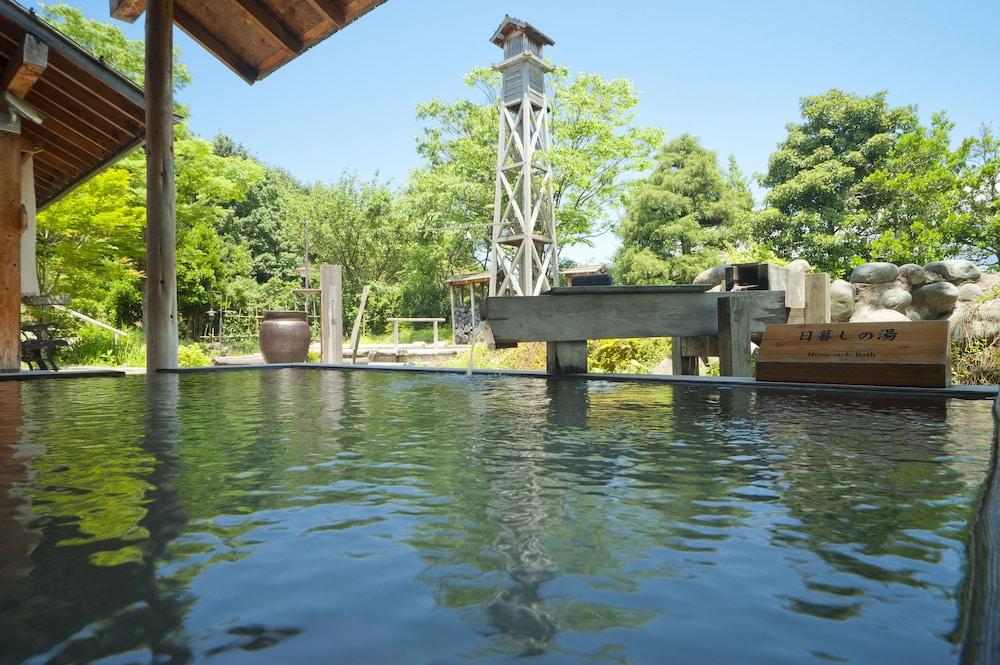 swimming pool spa