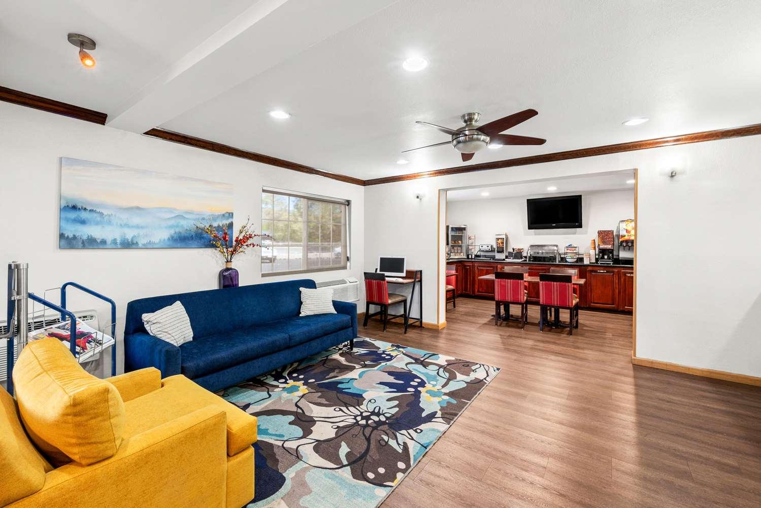 lounge
