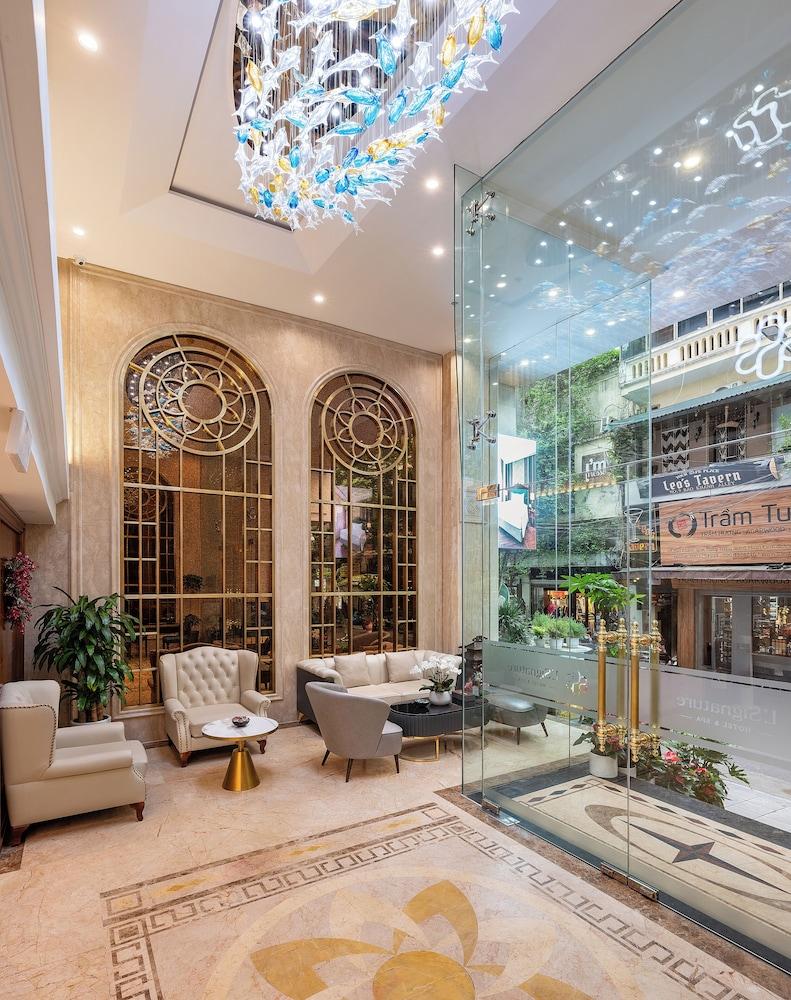 lobby