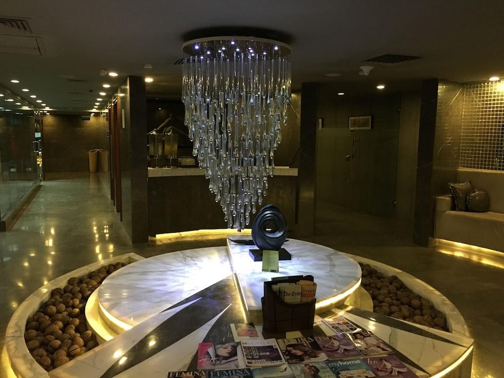lobby