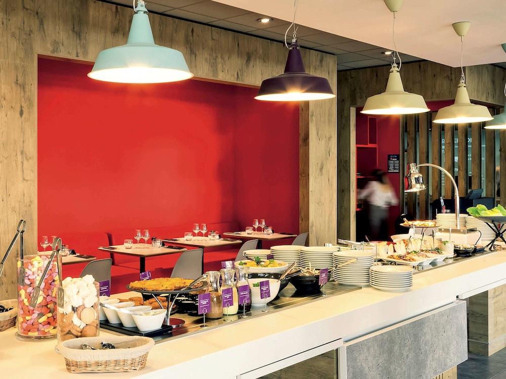 restaurant-cafeteria
