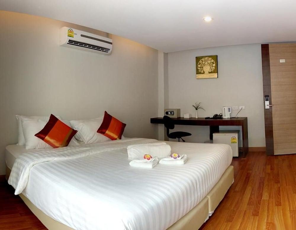 rooms