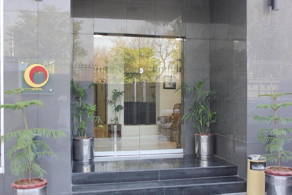 lobby