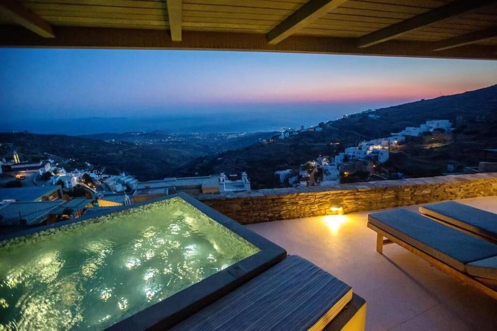swimming pool spa