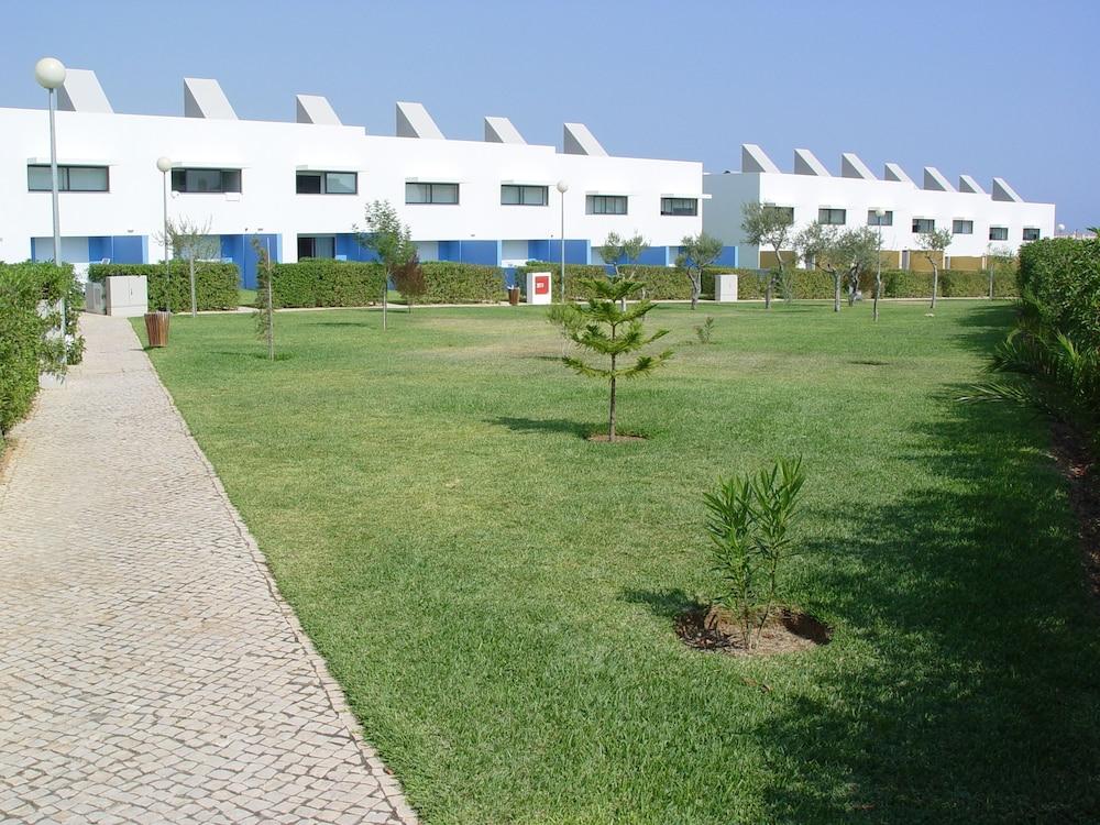 surroundings