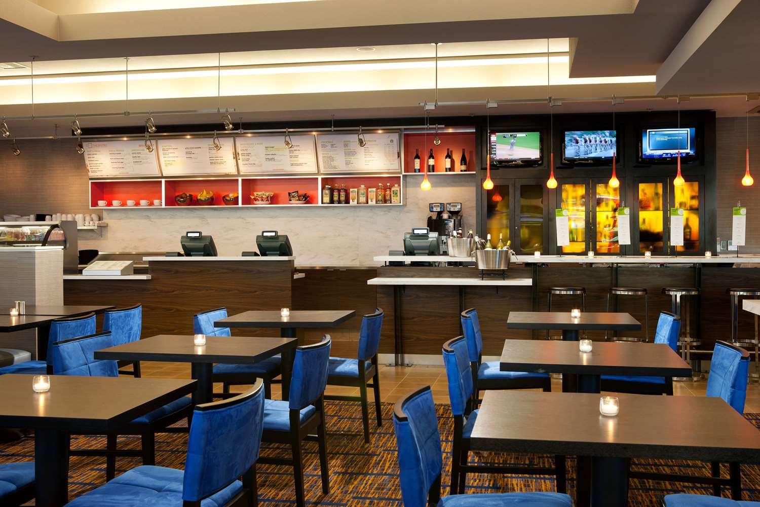 restaurant cafeteria
