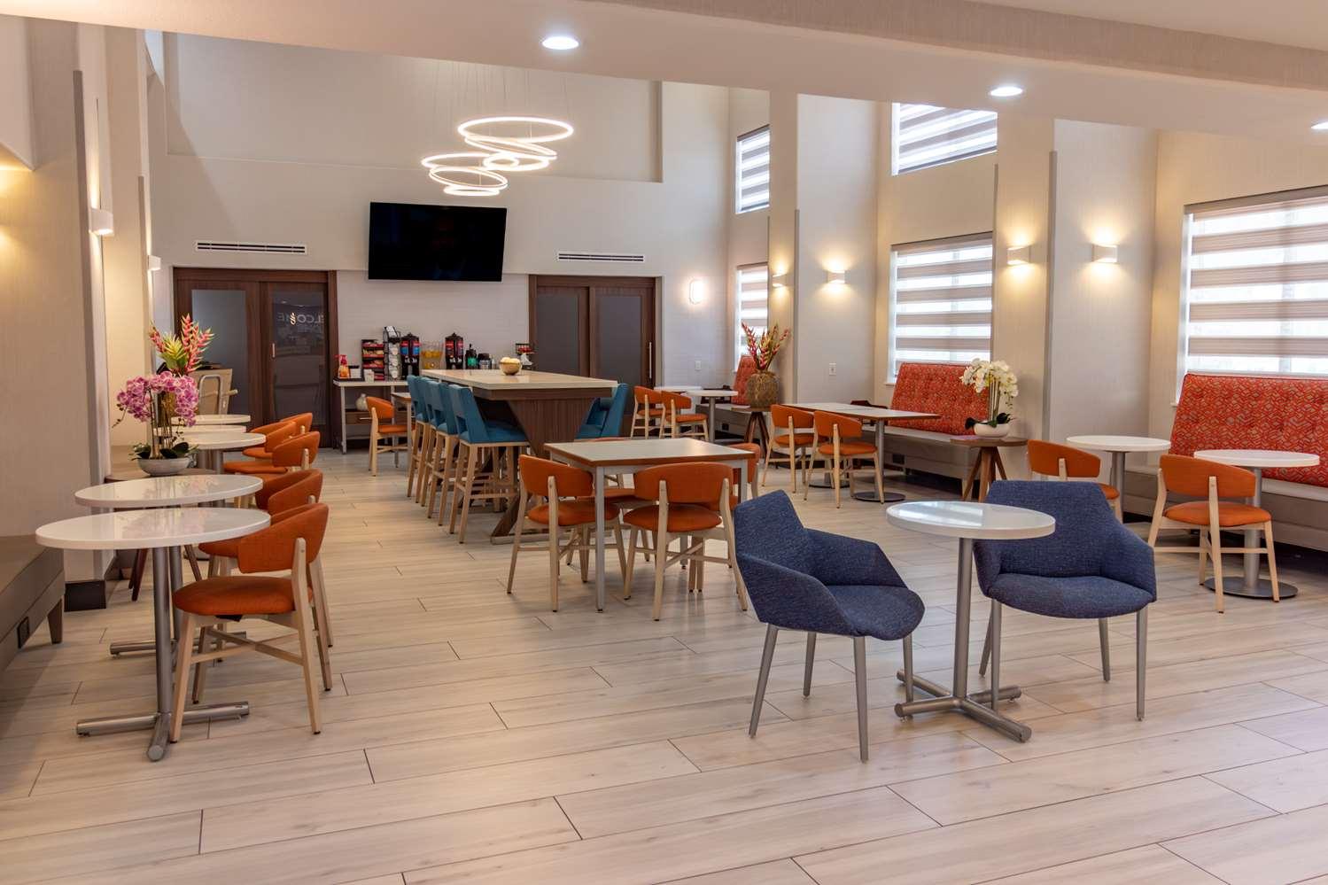 restaurant cafeteria