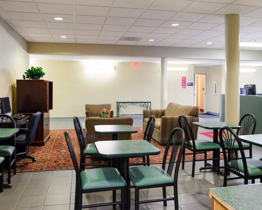 restaurant-cafeteria