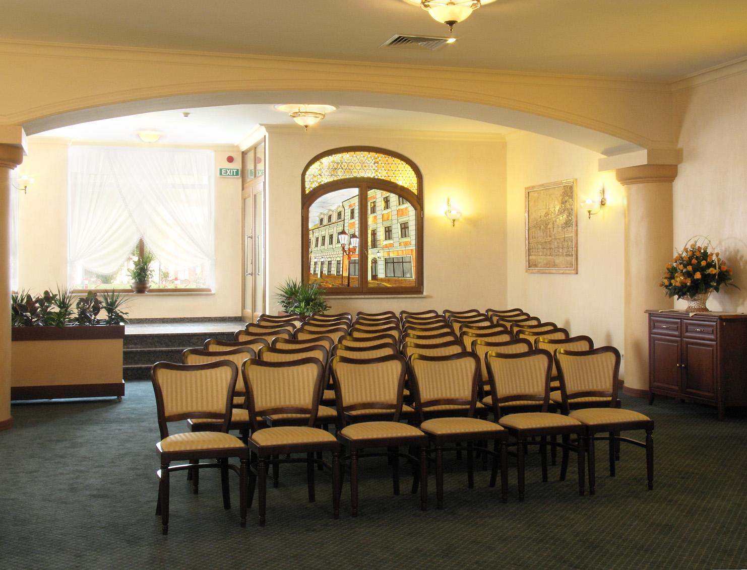 restaurant cafeteria