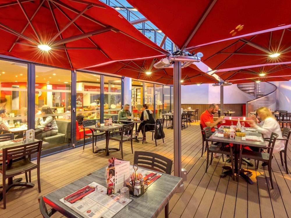 restaurant-cafeteria