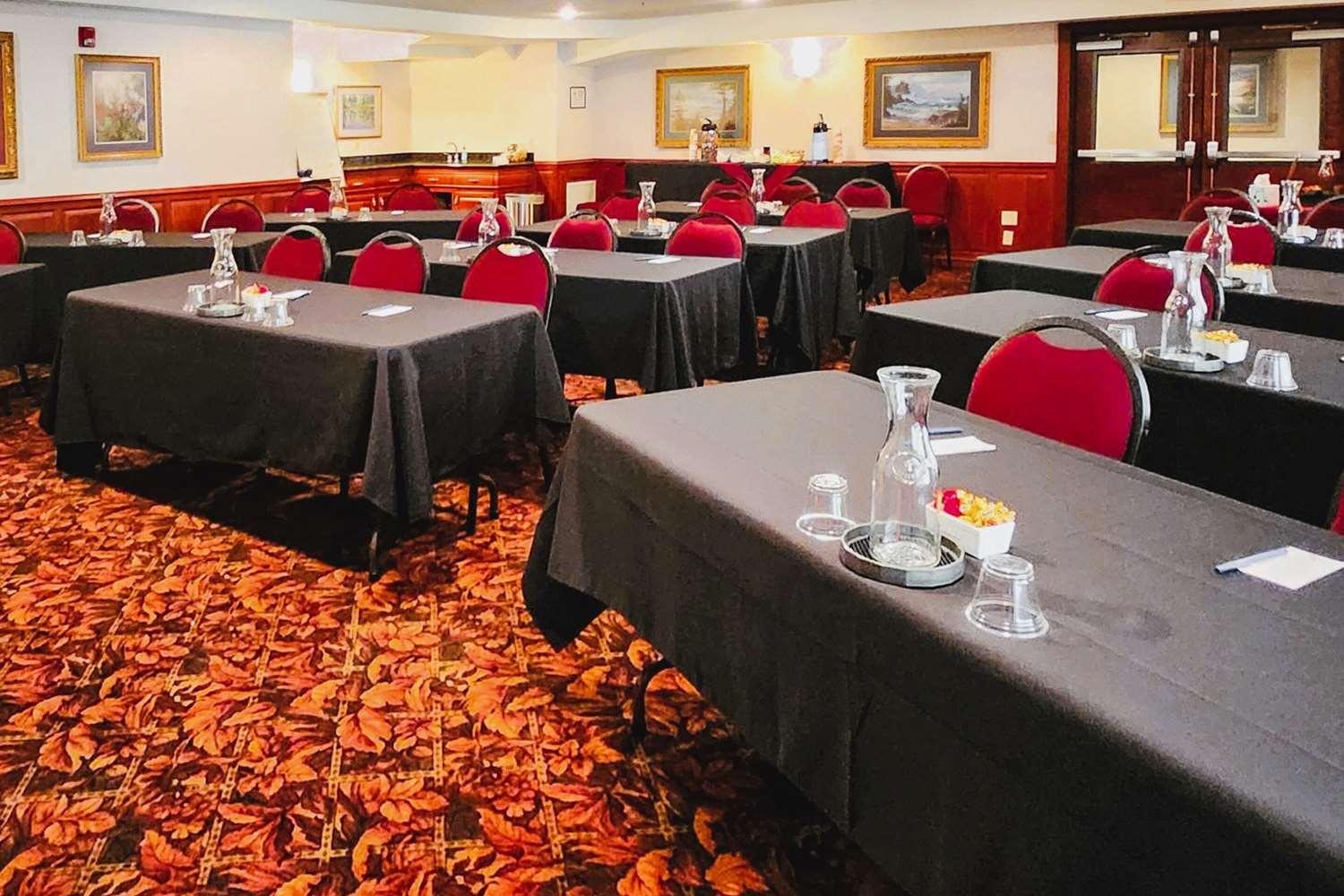restaurant cafeteria