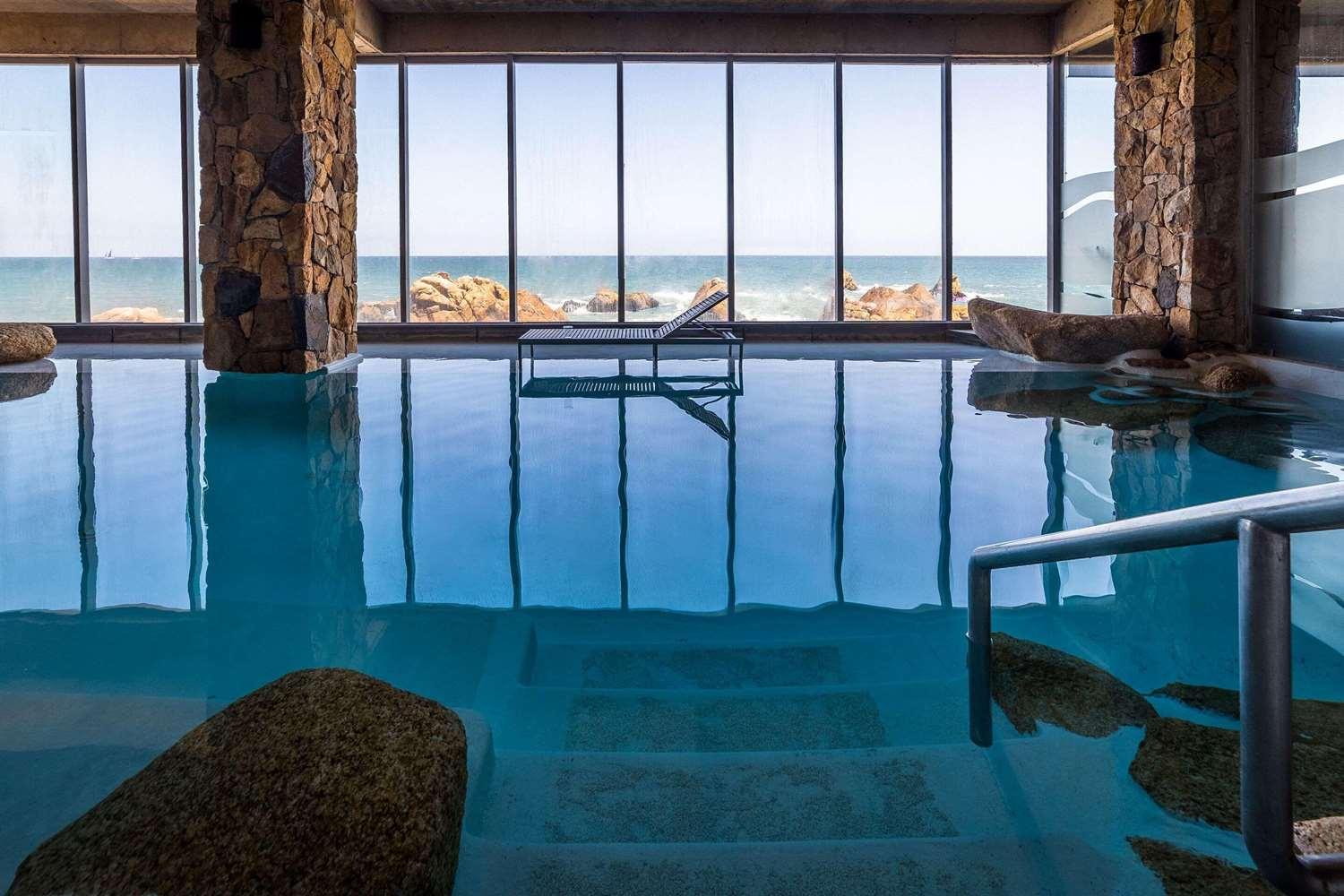 swimming pool spa