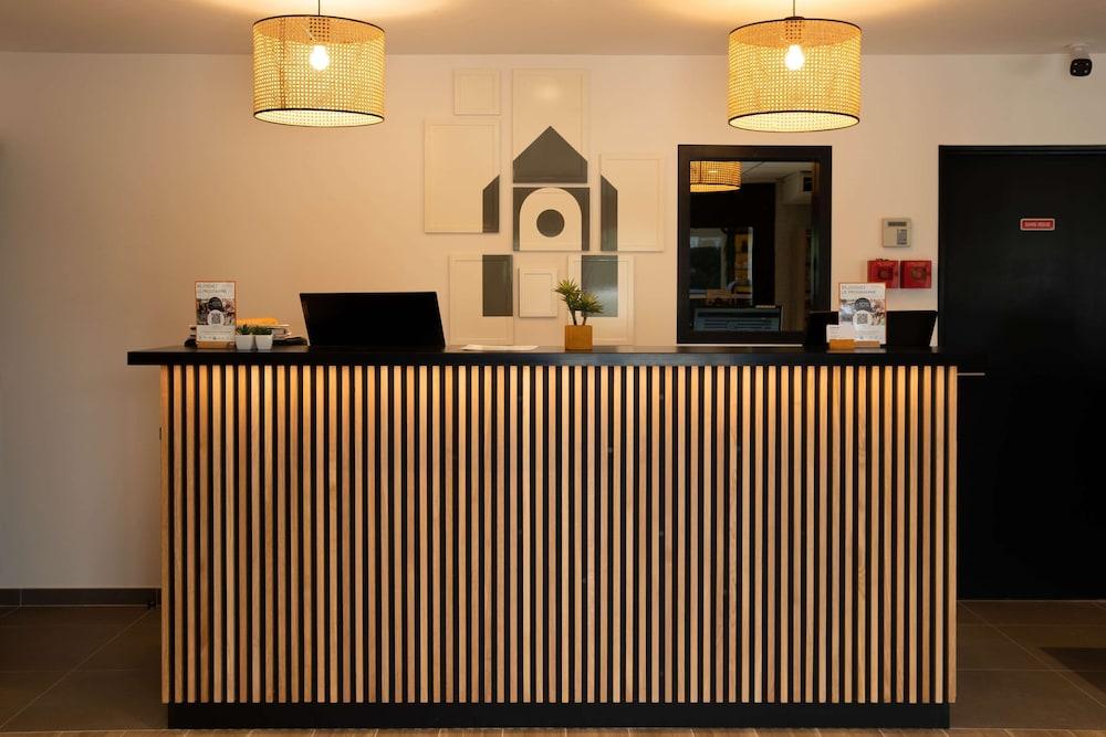 lobby