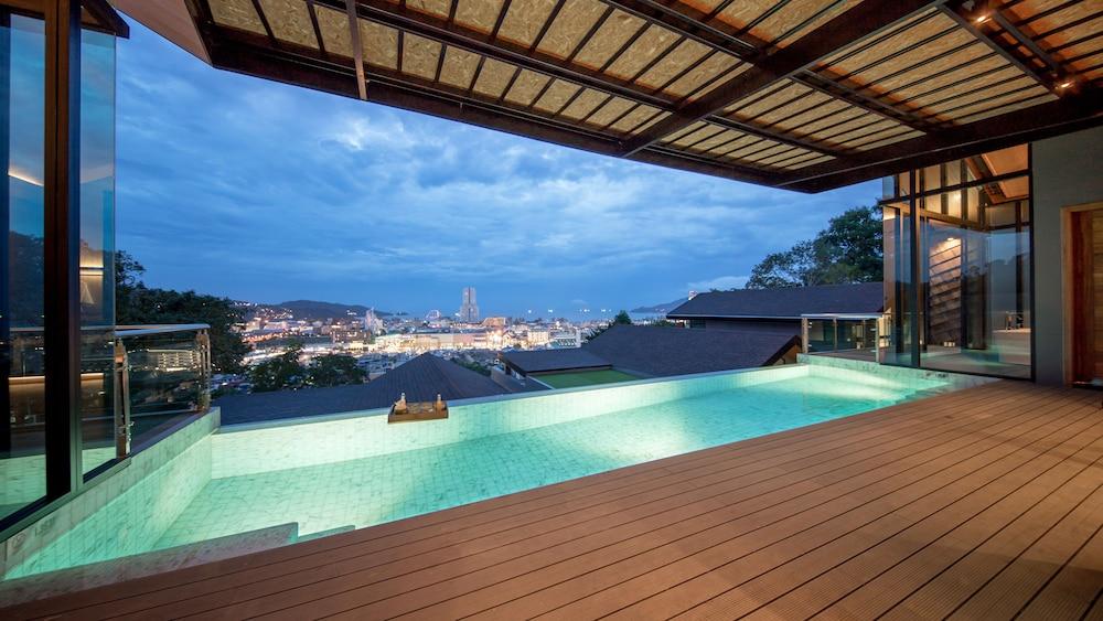 swimming pool spa