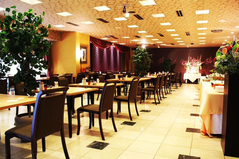 restaurant-cafeteria