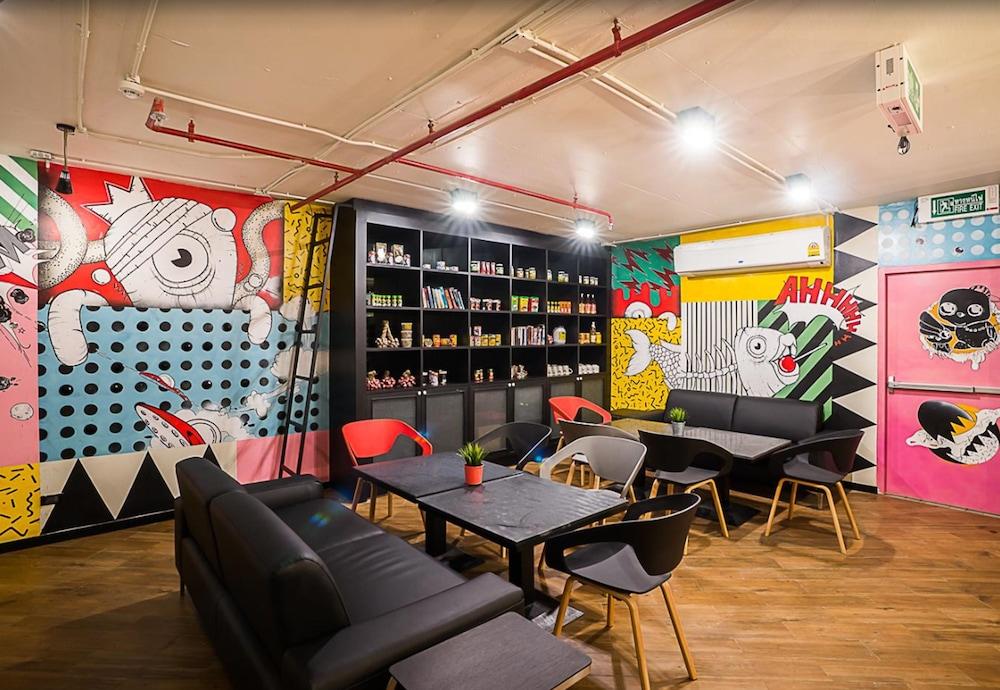 lounge