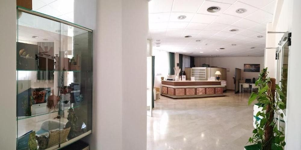 lobby