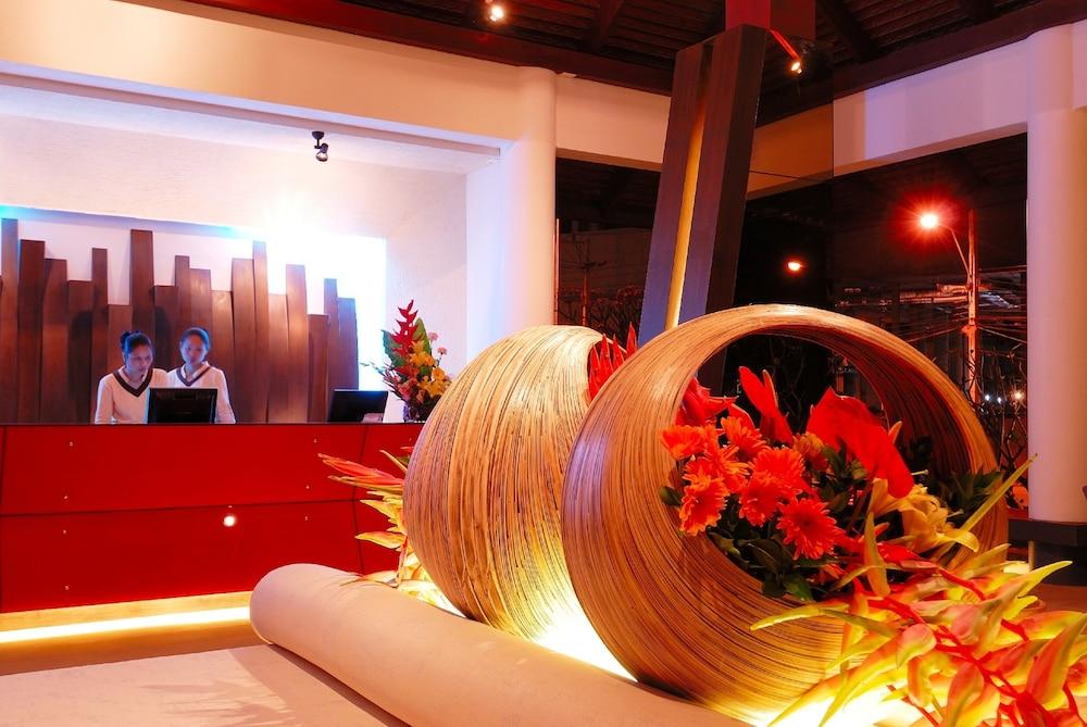 lobby