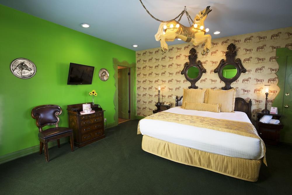 rooms