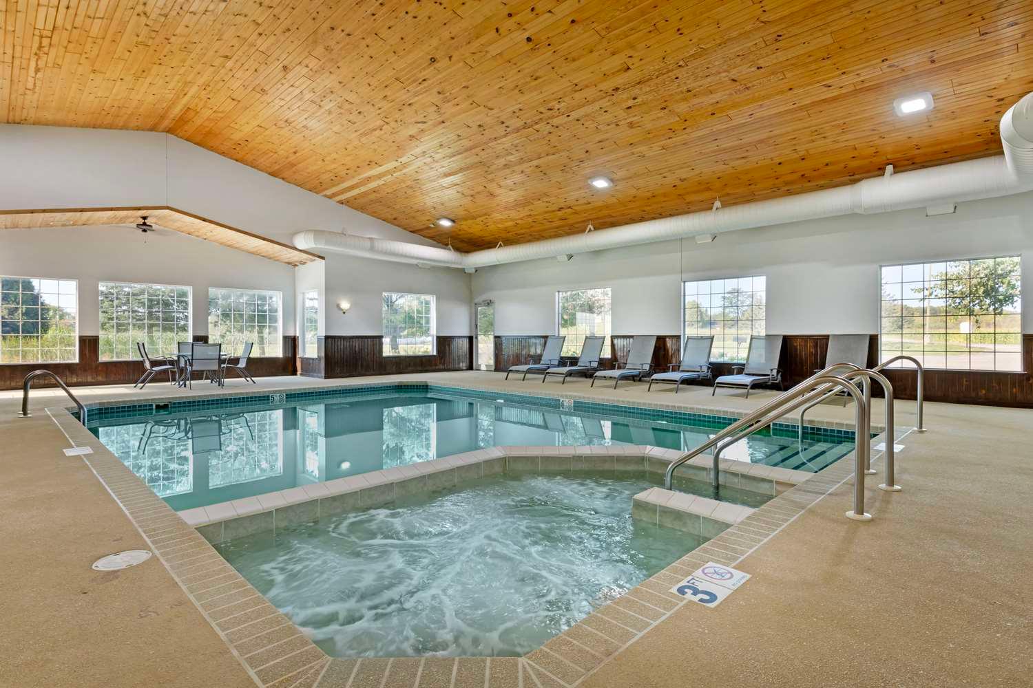 swimming pool spa