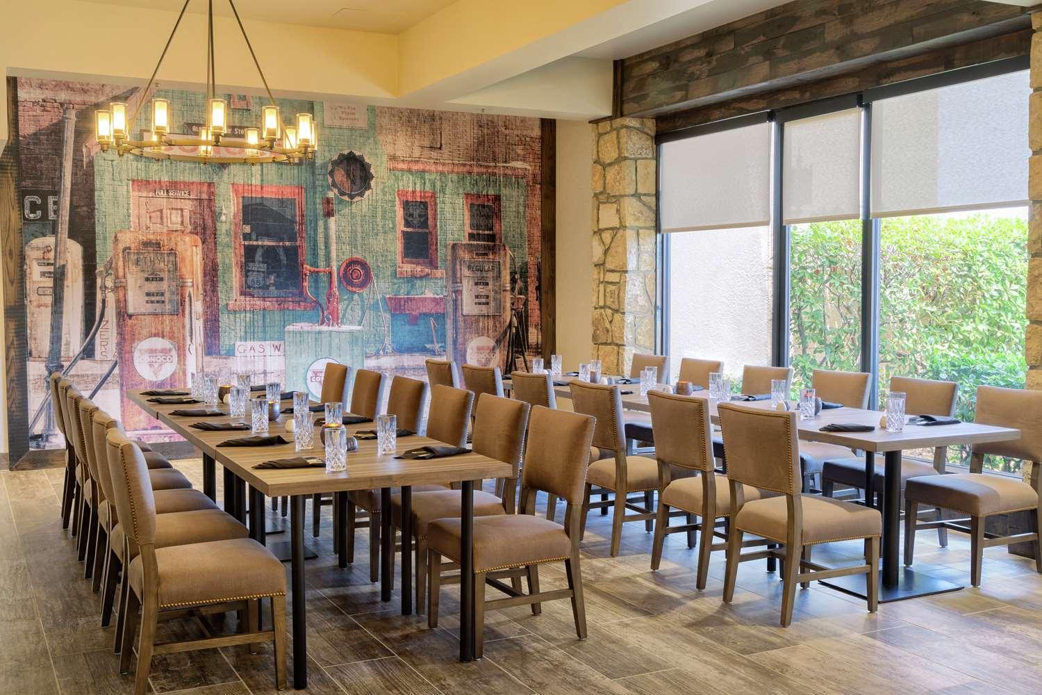 restaurant cafeteria