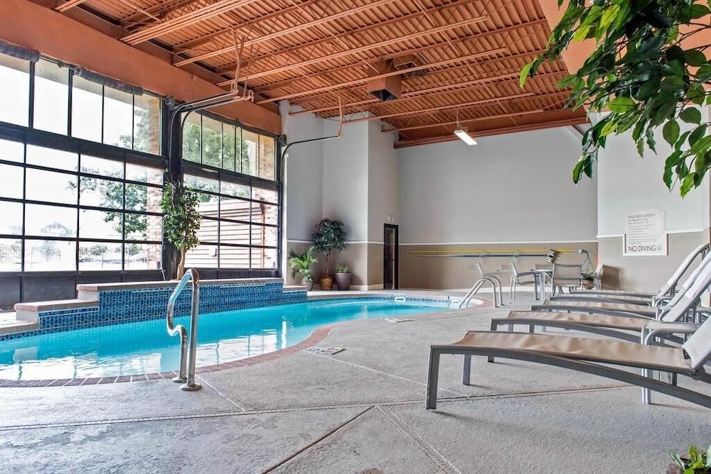 swimming pool spa
