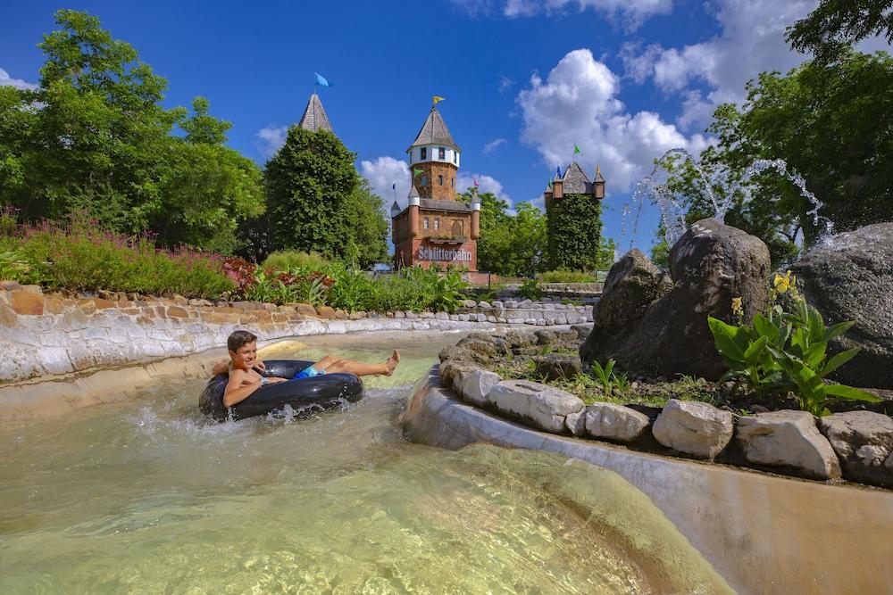 swimming pool spa
