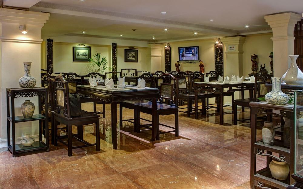 restaurant-cafeteria