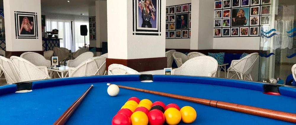 lounge