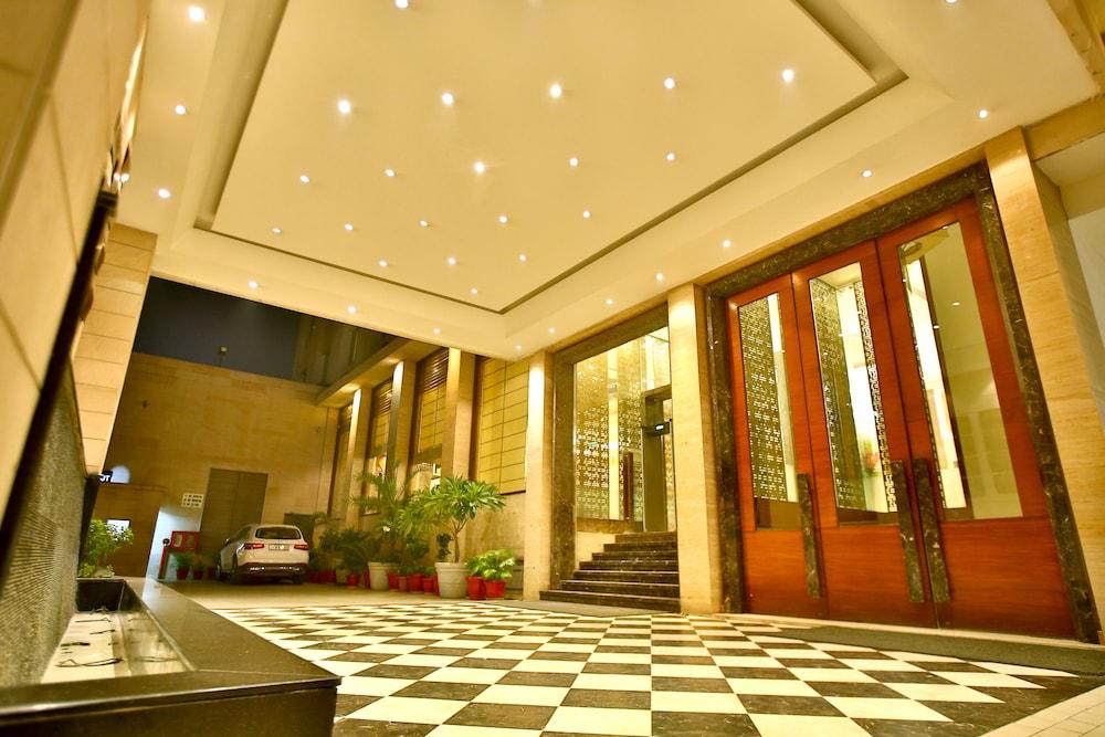 lobby