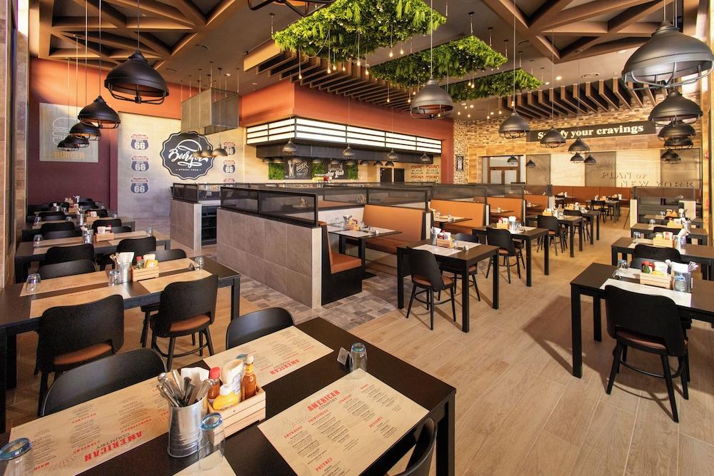 restaurant cafeteria