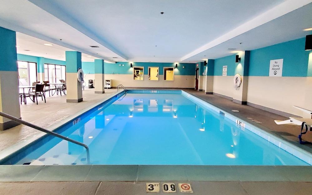 swimming pool spa